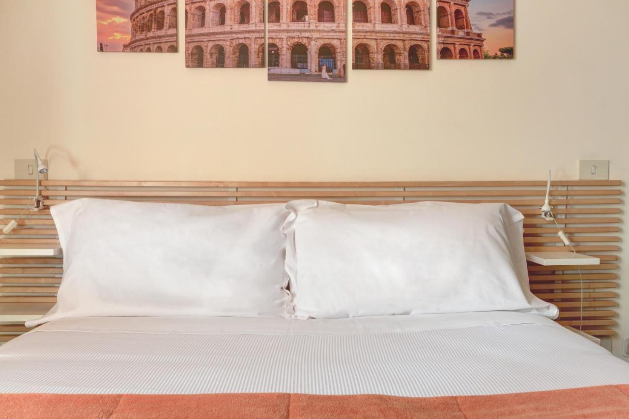 Colosseo Residenza Sette Sale Roma Exterior foto